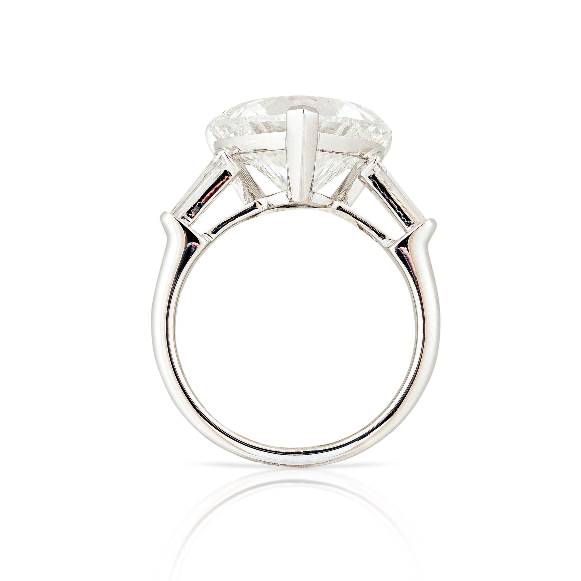 Stunning Heart - Shaped Diamond Ring - ETERNAL JEWEL
