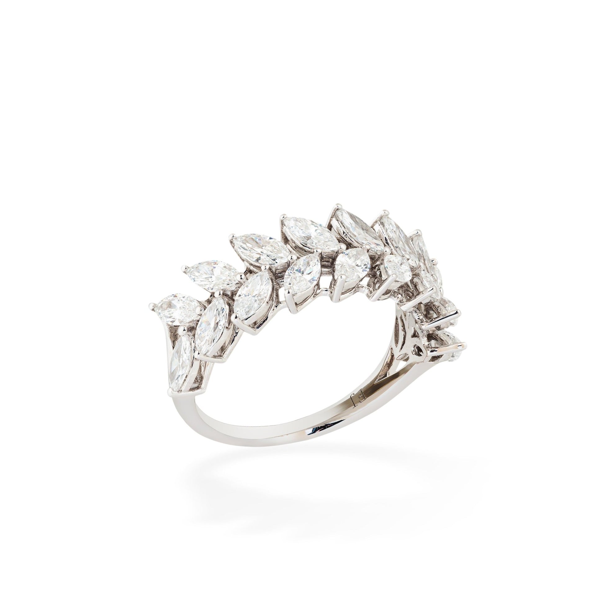 Nature's Touch: Intricate Leaf Design Ring - ETERNAL JEWEL