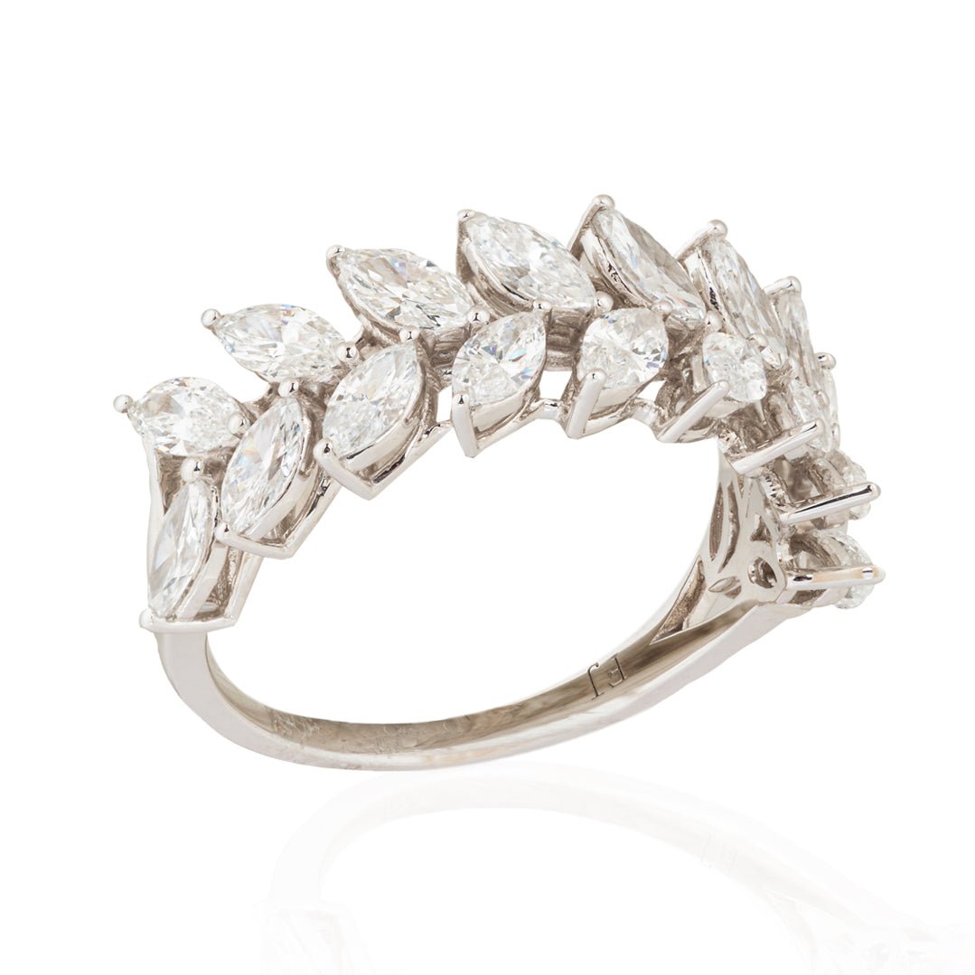 Nature's Touch: Intricate Leaf Design Ring - ETERNAL JEWEL