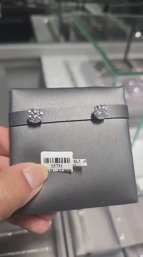 Solitaire Stud Earrings (6 Carats)