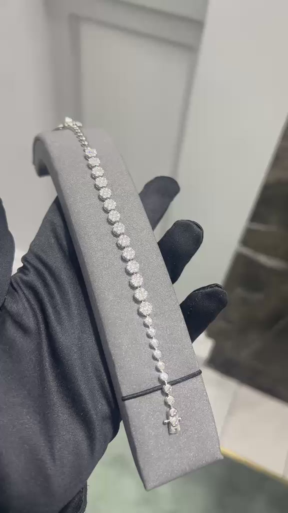 Round Cut Diamond Link Bracelet