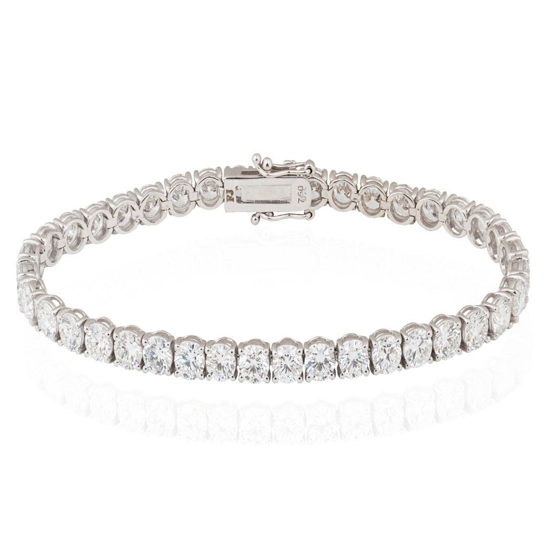 Elegance and innovation unite in the Classic Diamond Tennis Bracelet - ETERNA JEWELS